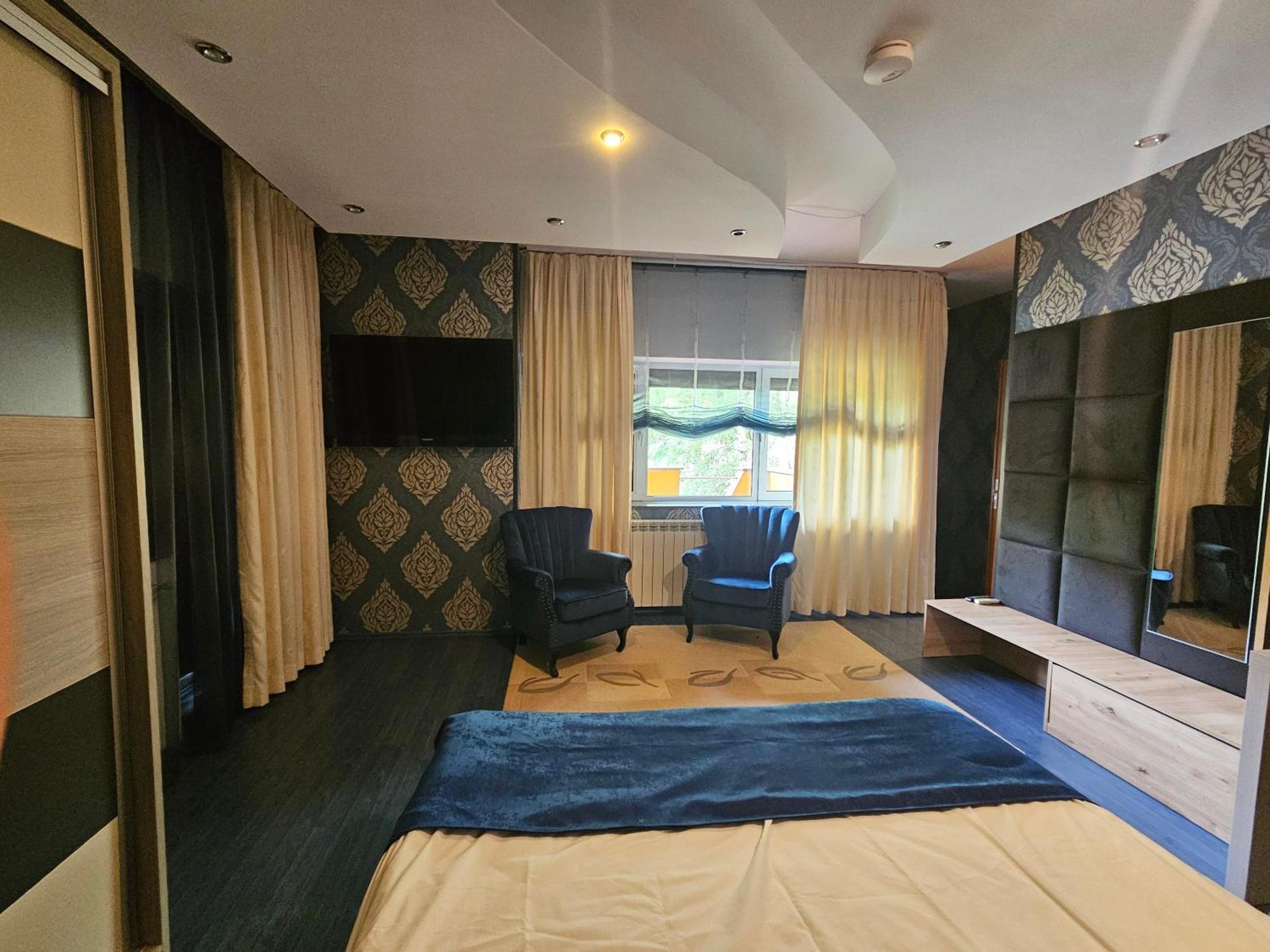 Simple Villa Rooms National Arena Self Check In Bucureşti Ngoại thất bức ảnh