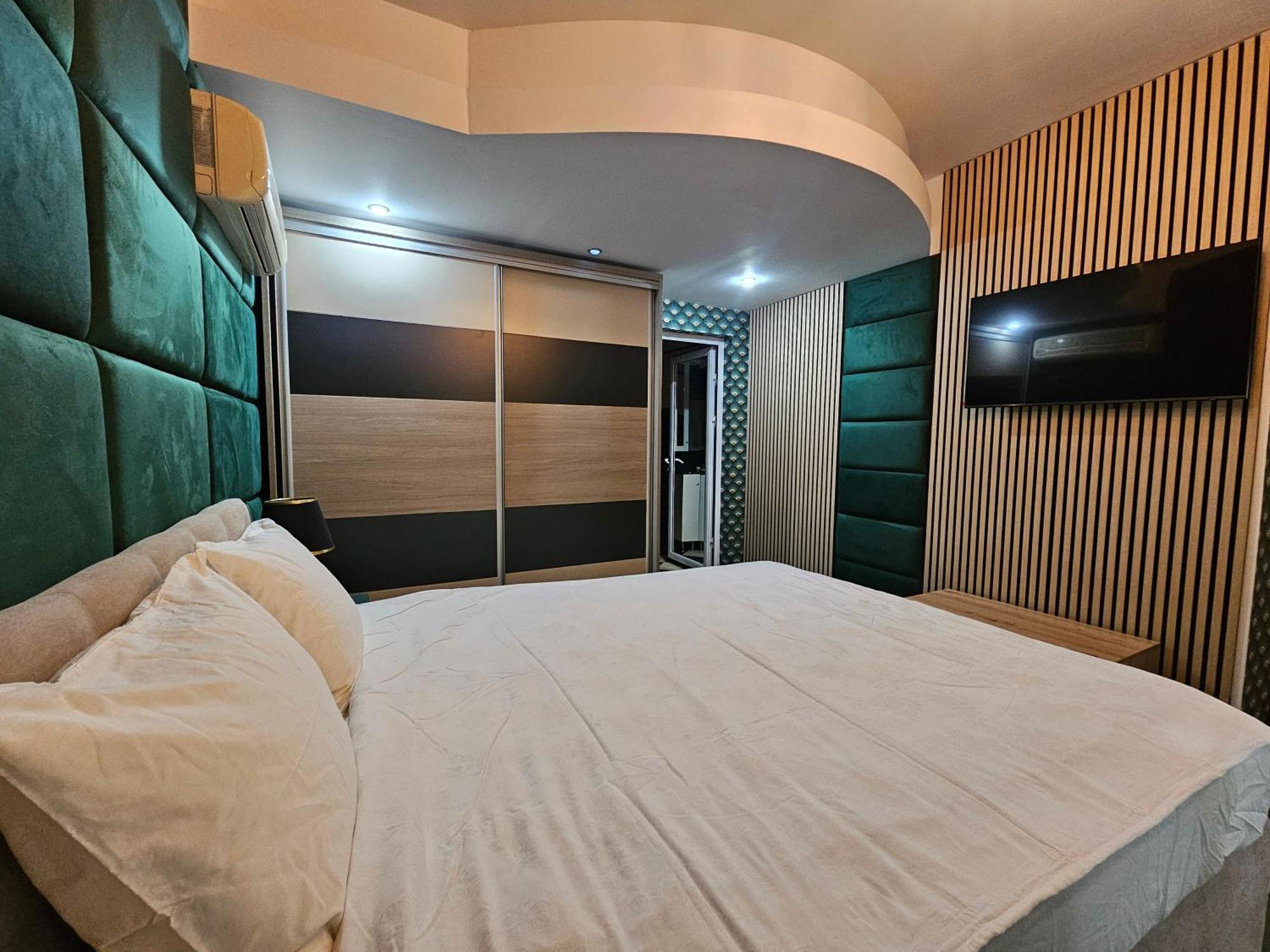 Simple Villa Rooms National Arena Self Check In Bucureşti Ngoại thất bức ảnh